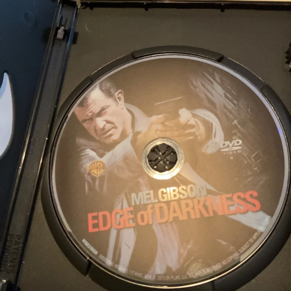 DVD - Edge of Darkness. V67